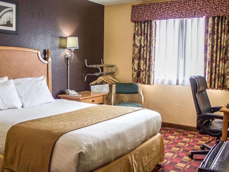 Quality Inn Hall Of Fame Canton Dış mekan fotoğraf