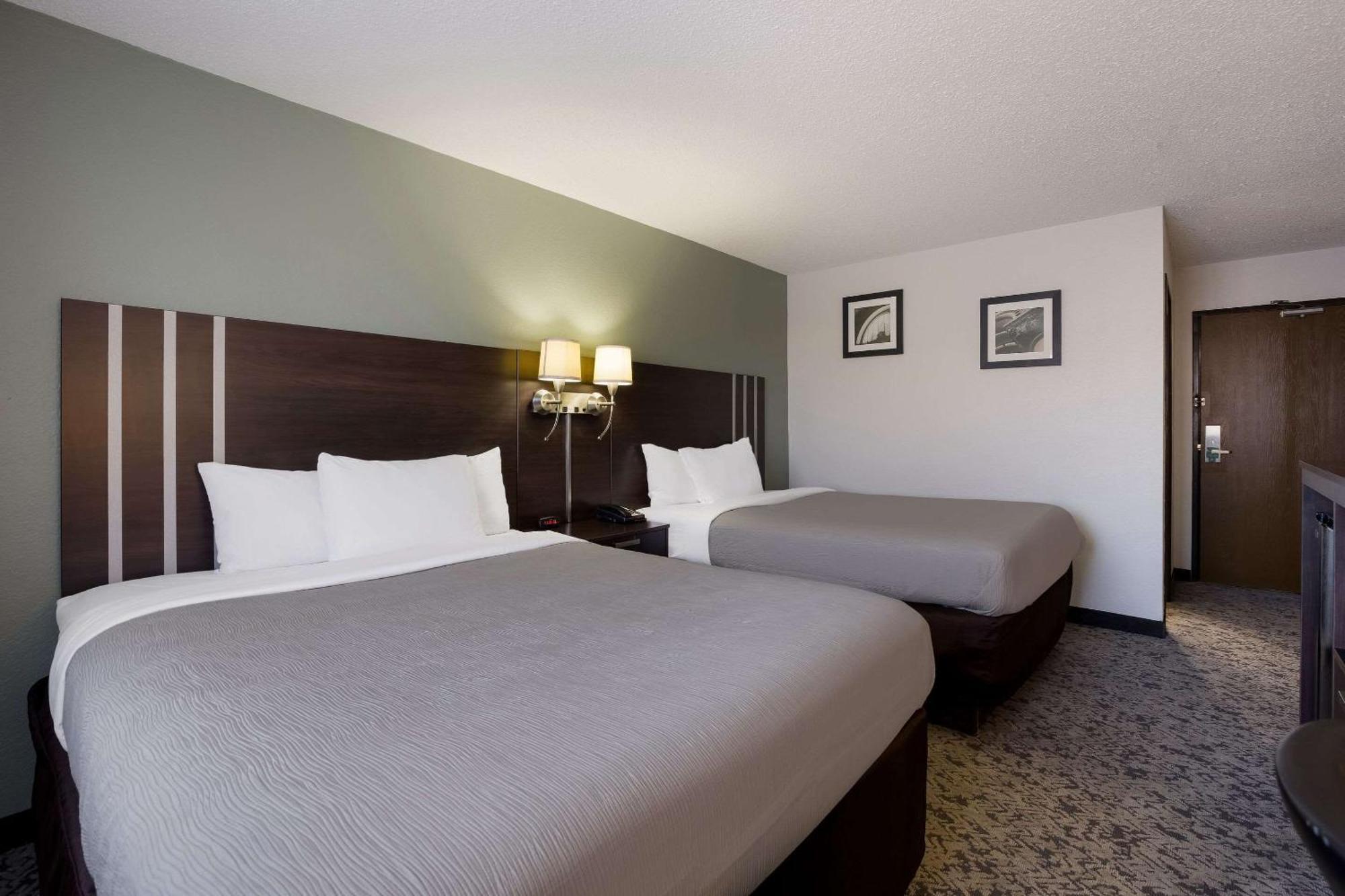 Quality Inn Hall Of Fame Canton Dış mekan fotoğraf