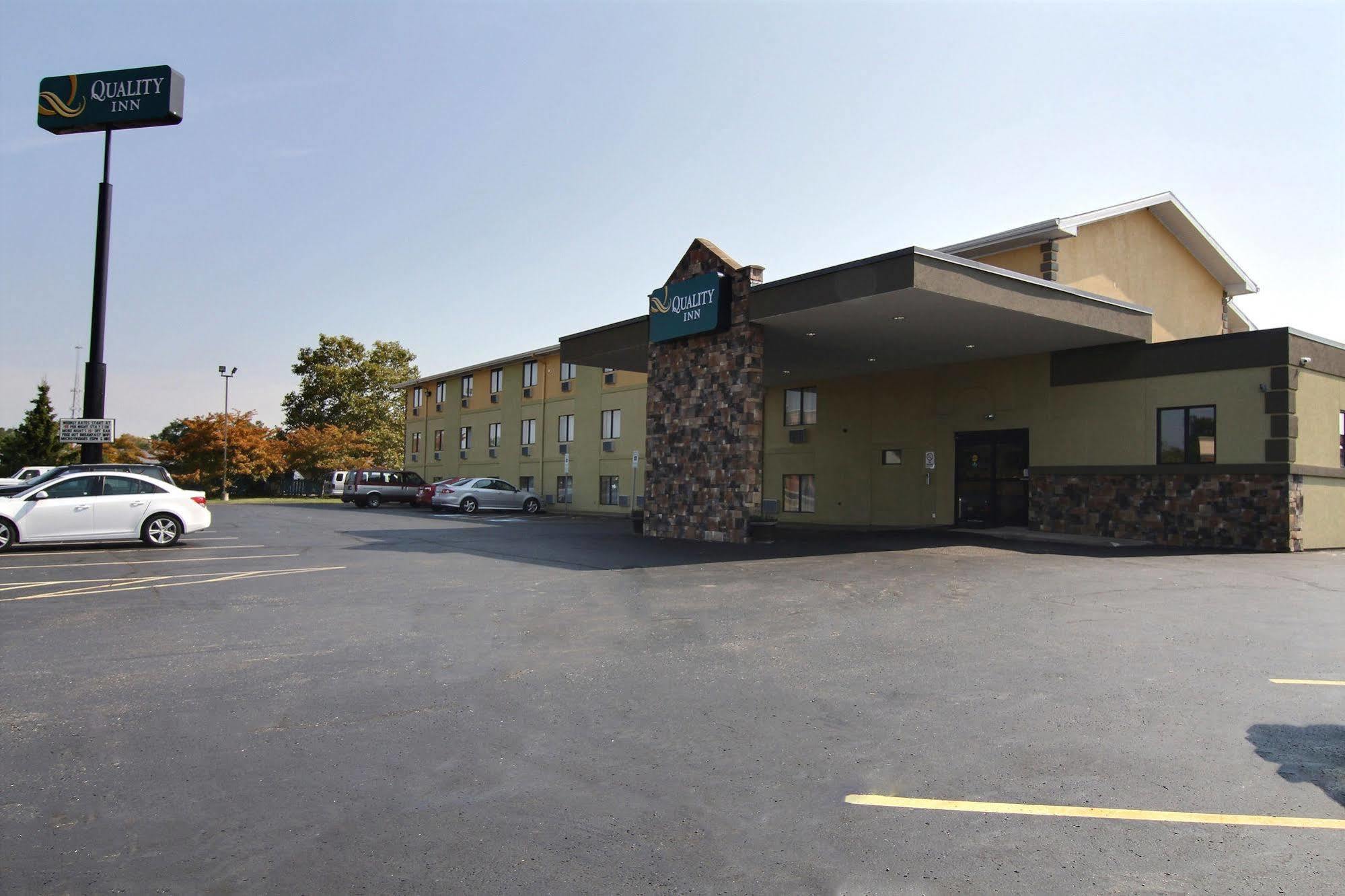 Quality Inn Hall Of Fame Canton Dış mekan fotoğraf